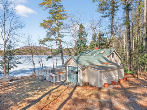 25 Katheryn Boulevard Casco ME 04015