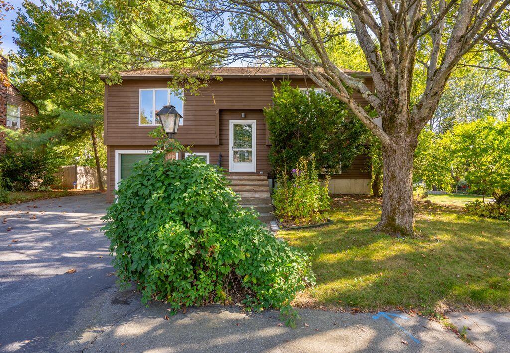 98 Regan Lane Portland ME 04103