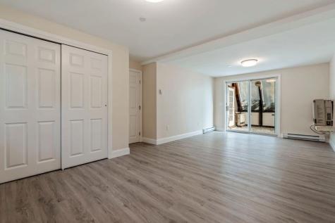 98 Regan Lane Portland ME 04103