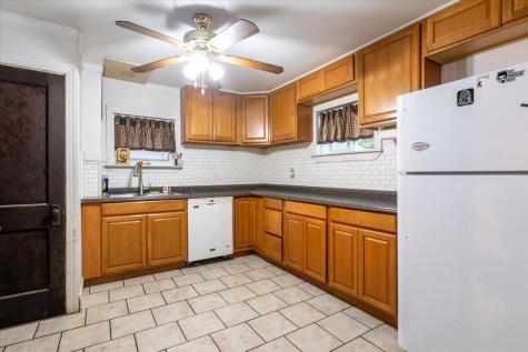 16 Hill Street Rockland ME 04841