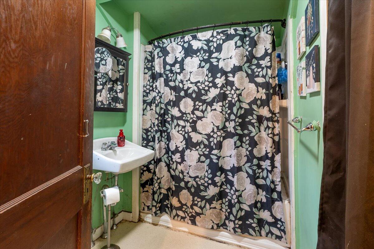 16 Hill Street Rockland ME 04841