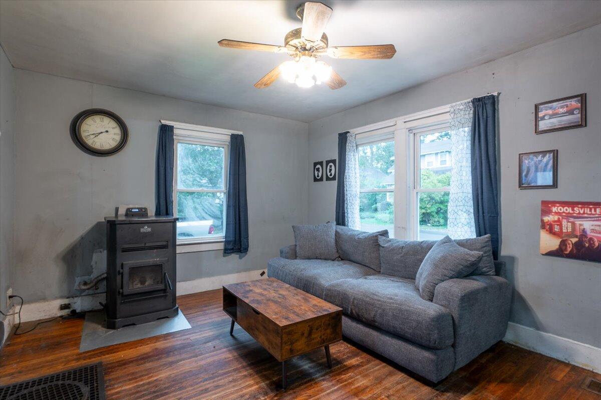 16 Hill Street Rockland ME 04841