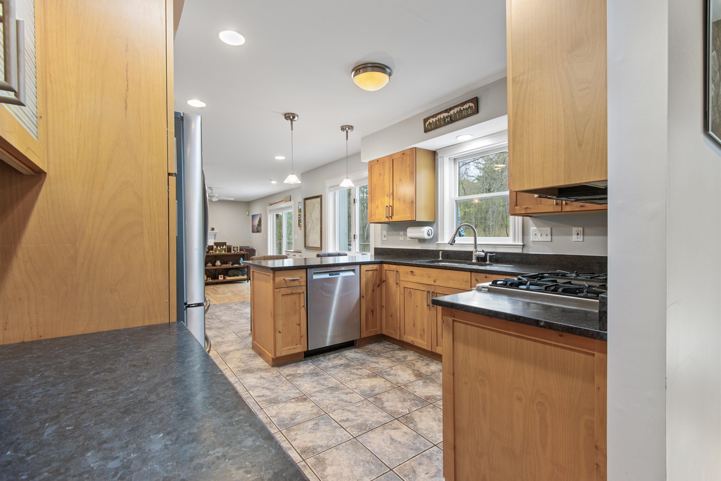 20 Ledgewood Drive Portland ME 04105