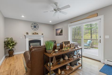 20 Ledgewood Drive Portland ME 04105