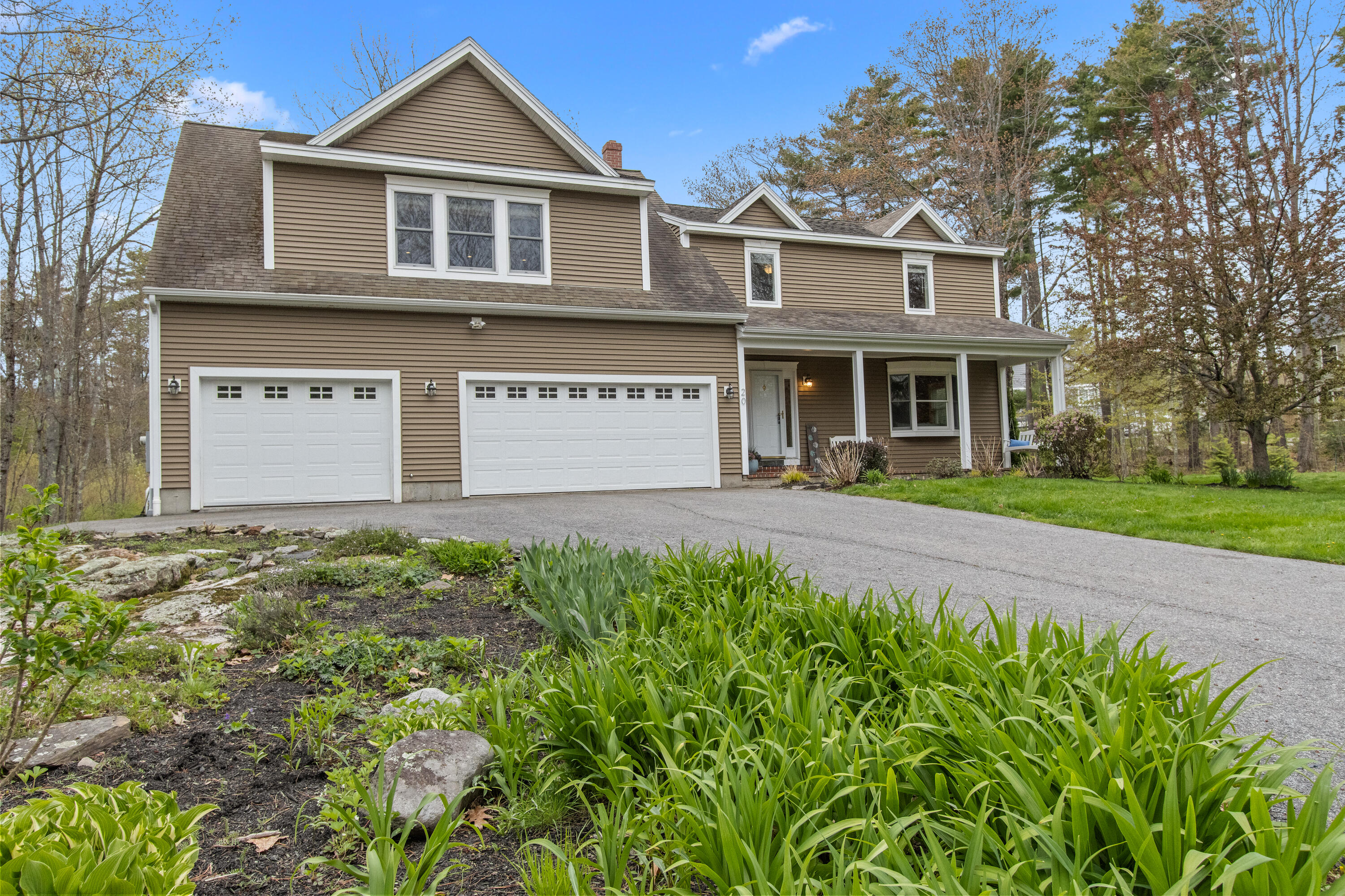 20 Ledgewood Drive Portland ME 04105