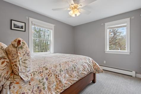 20 Ledgewood Drive Portland ME 04105