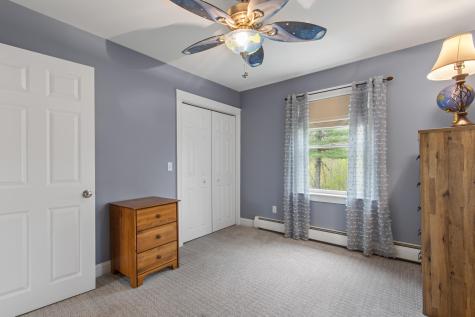 20 Ledgewood Drive Portland ME 04105