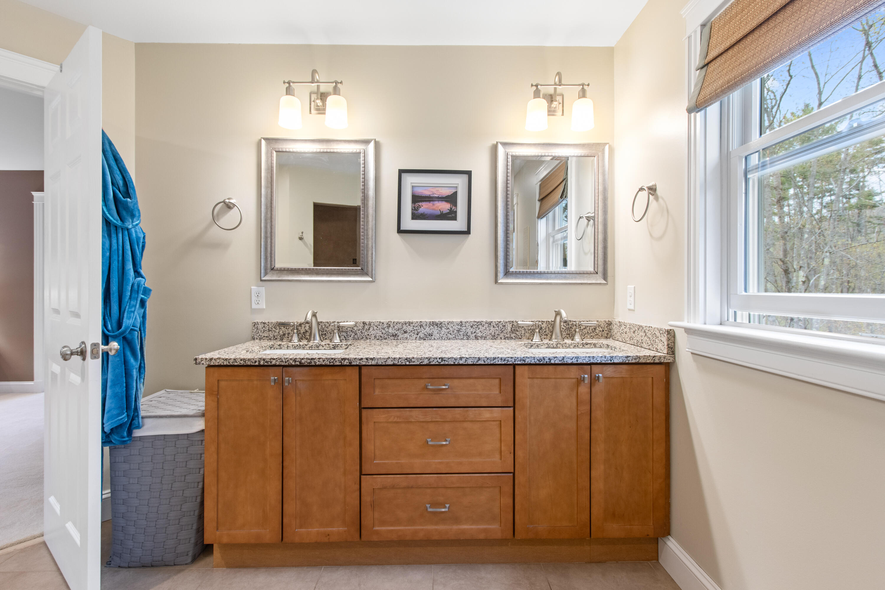 20 Ledgewood Drive Portland ME 04105