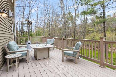 20 Ledgewood Drive Portland ME 04105