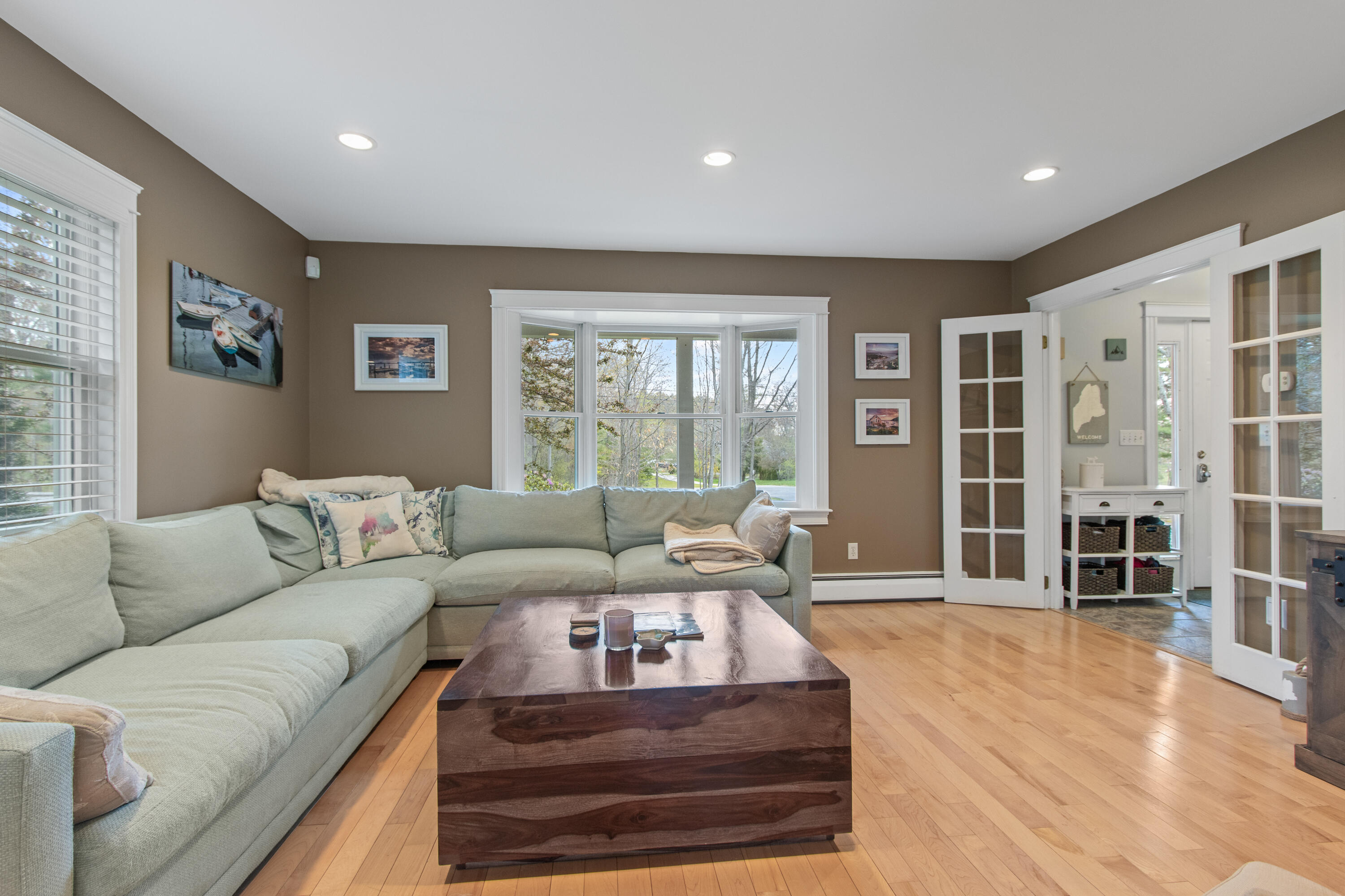 20 Ledgewood Drive Portland ME 04105