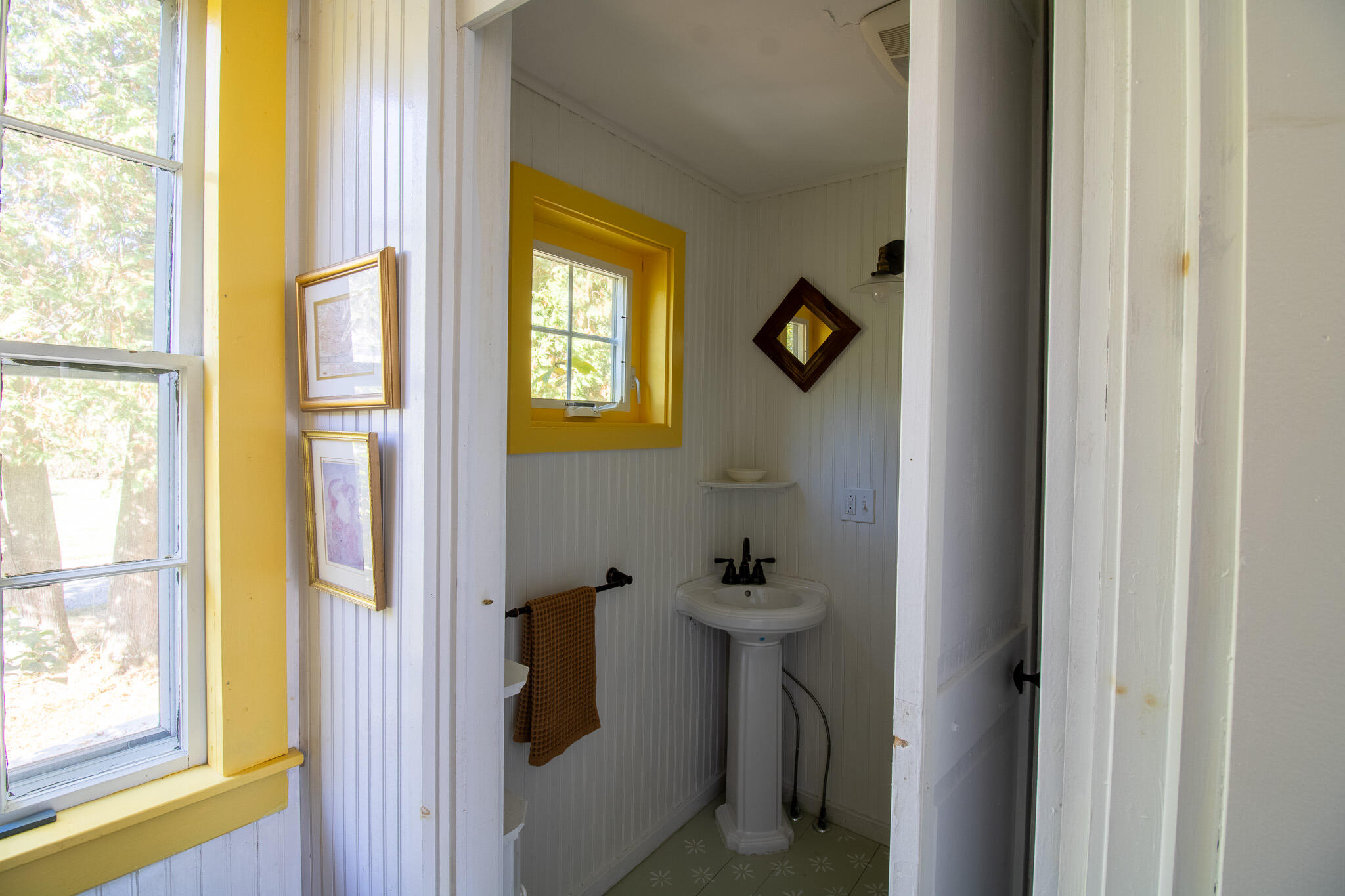 25 Summer Street Hampden ME 04444