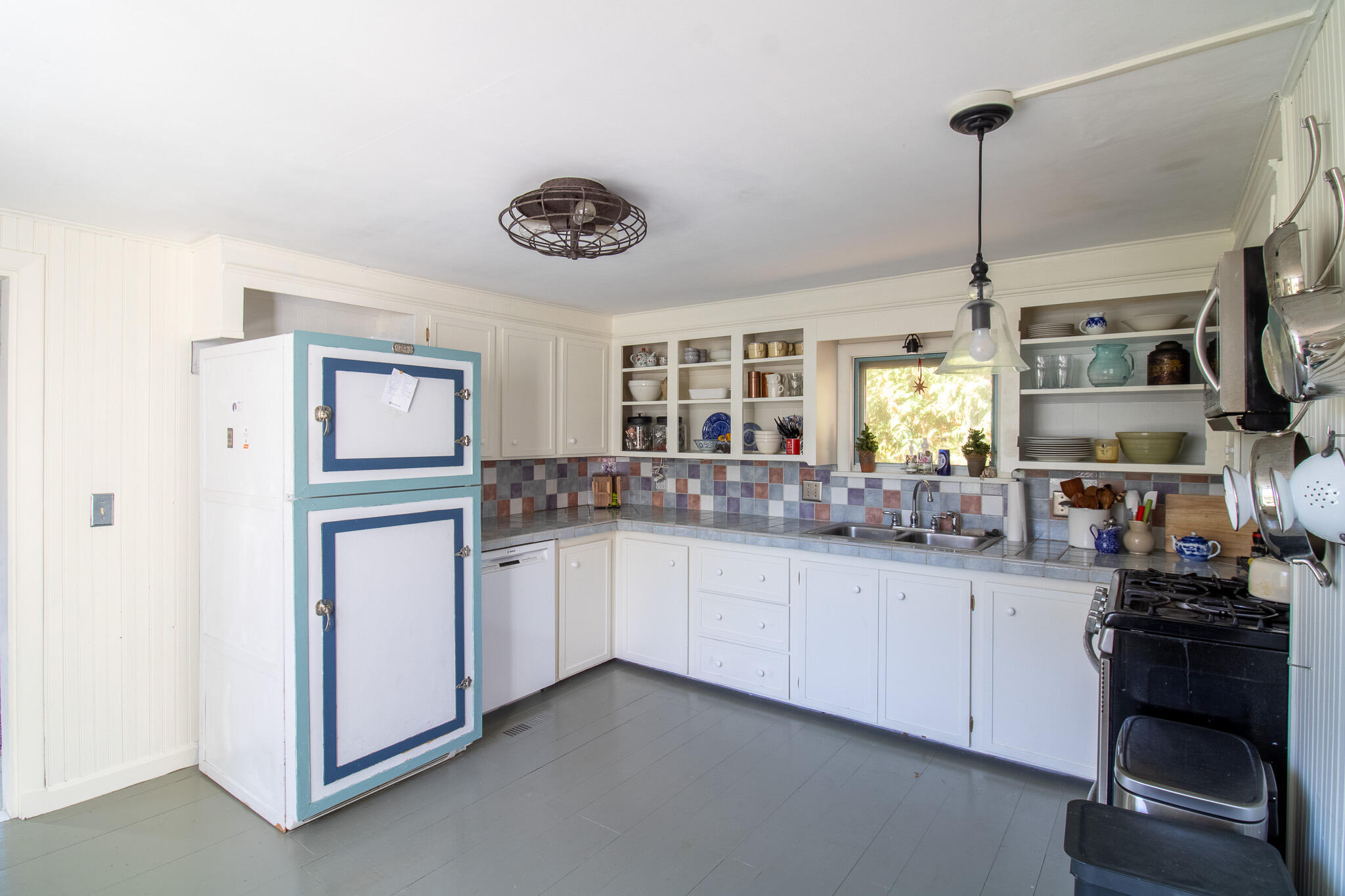 25 Summer Street Hampden ME 04444