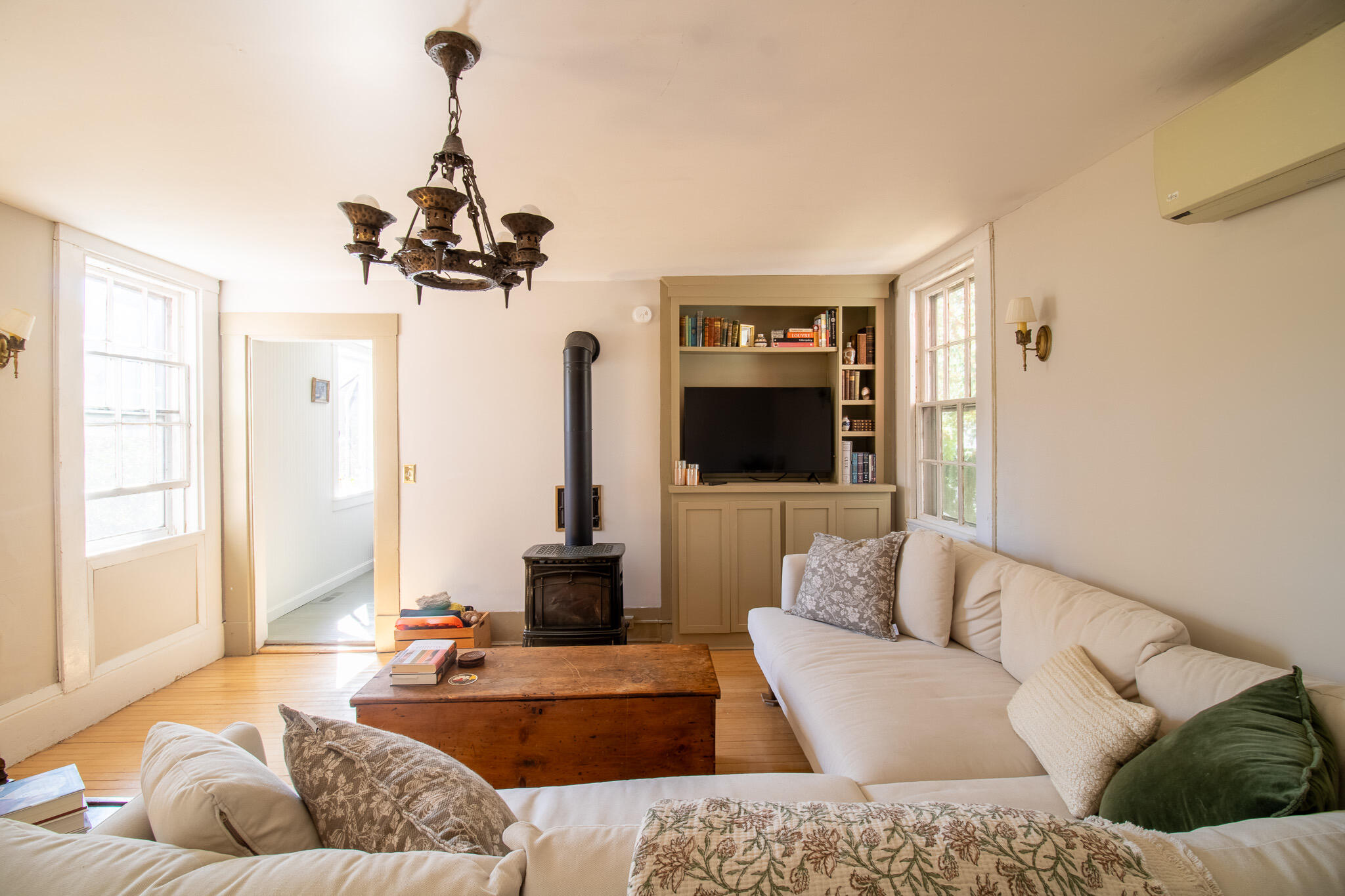 25 Summer Street Hampden ME 04444