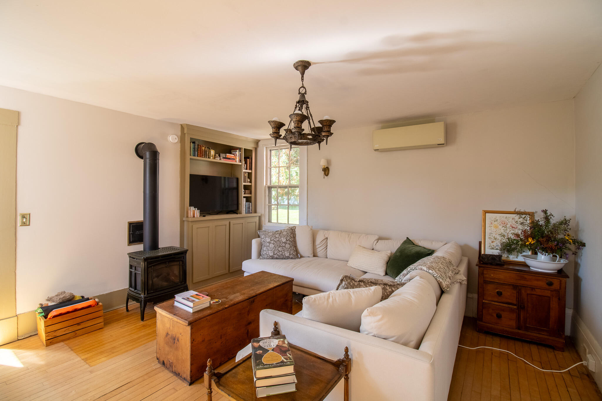 25 Summer Street Hampden ME 04444