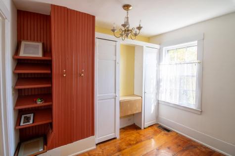 25 Summer Street Hampden ME 04444