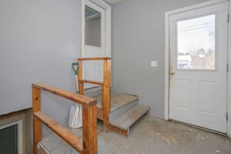 127 Meadow Lane Farmington ME 04938