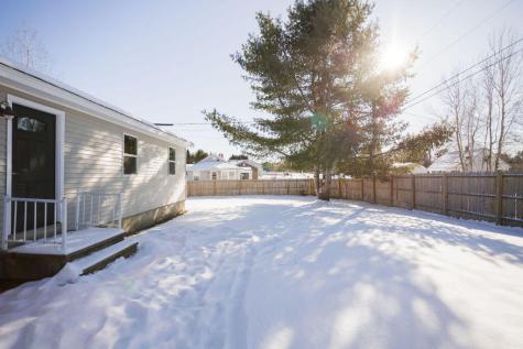 127 Meadow Lane Farmington ME 04938