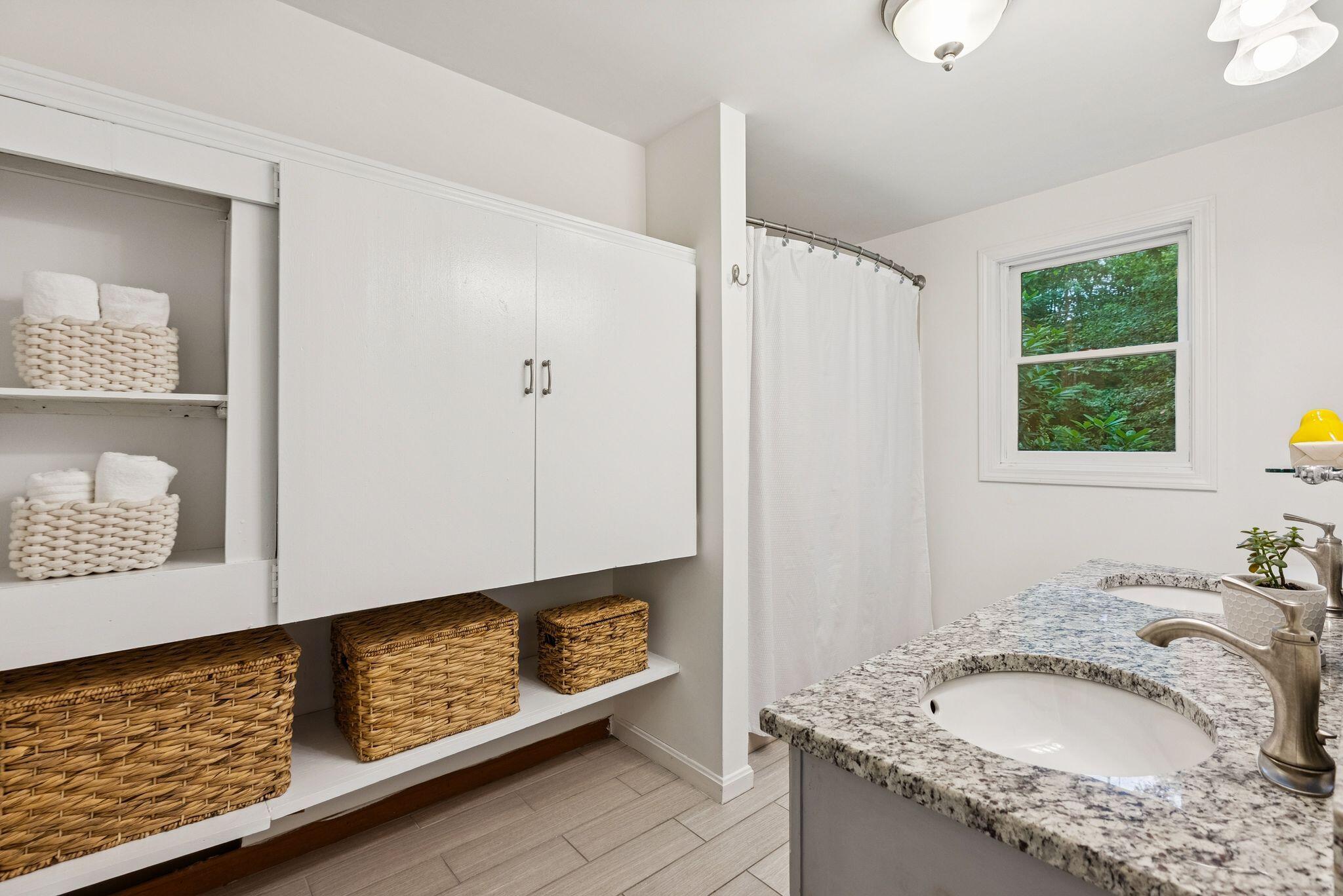 43 Lakeside Drive Falmouth ME 04105