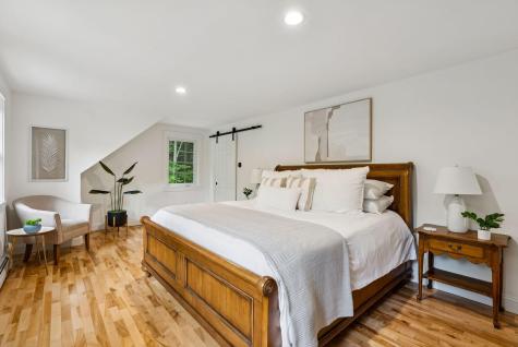 43 Lakeside Drive Falmouth ME 04105