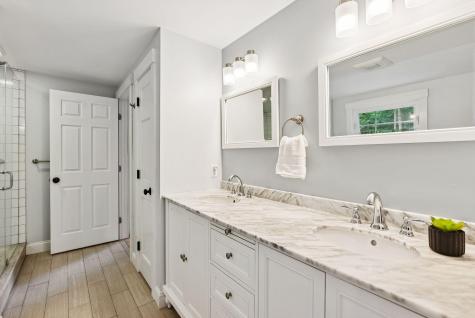 43 Lakeside Drive Falmouth ME 04105