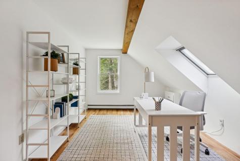 43 Lakeside Drive Falmouth ME 04105