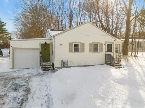 9 Malta Street Augusta ME 04330