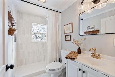 9 Malta Street Augusta ME 04330