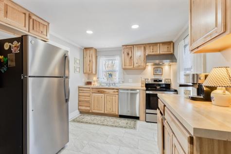 9 Malta Street Augusta ME 04330