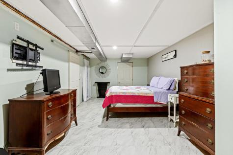 9 David Street Lisbon ME 04252