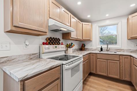 9 David Street Lisbon ME 04252