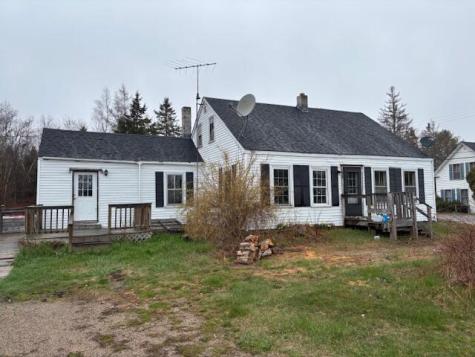 1008 West Bay Road Gouldsboro ME 04607