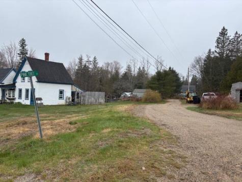 1008 West Bay Road Gouldsboro ME 04607
