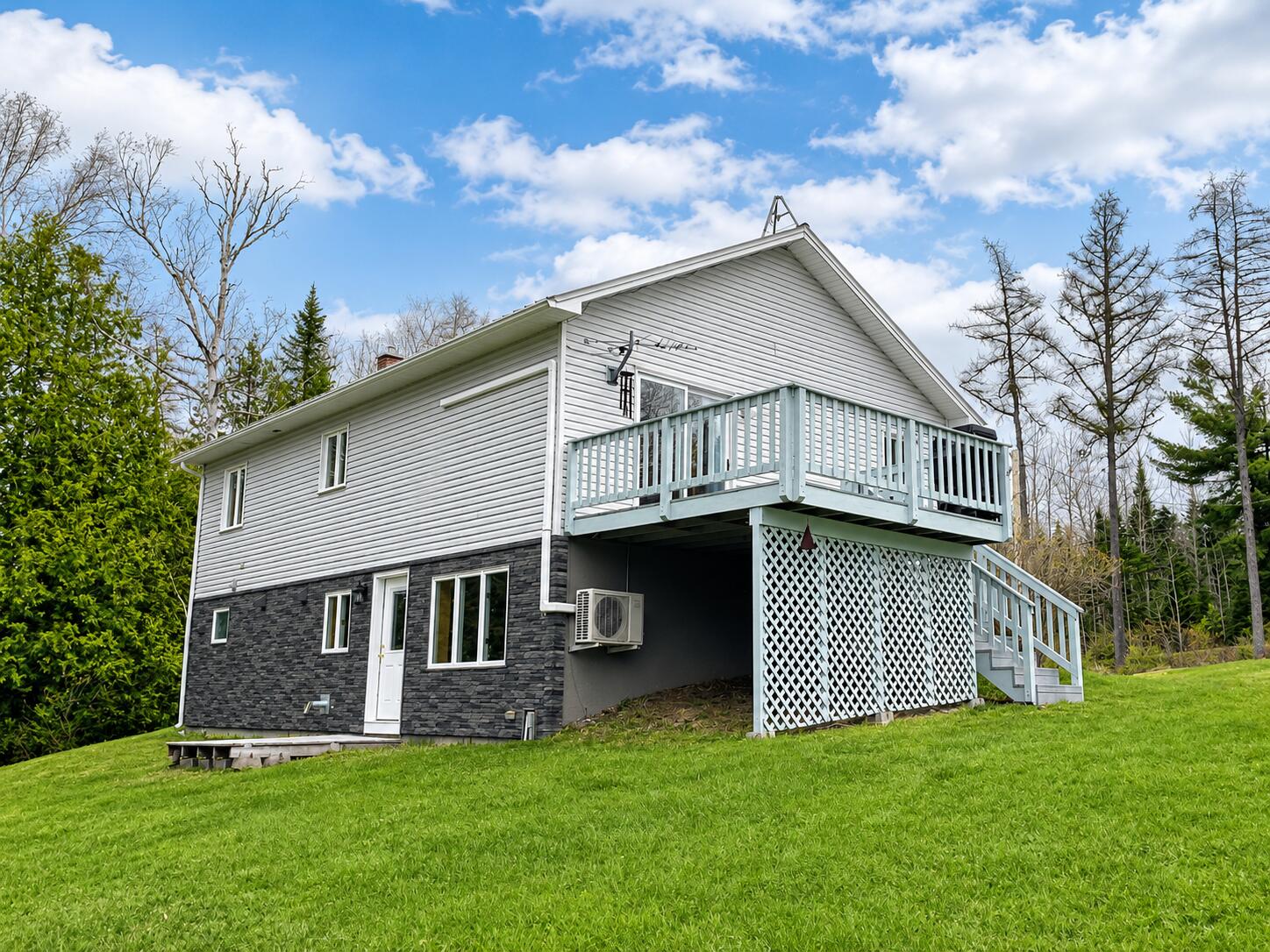 134 Mcdonald Road Castle Hill ME 04757