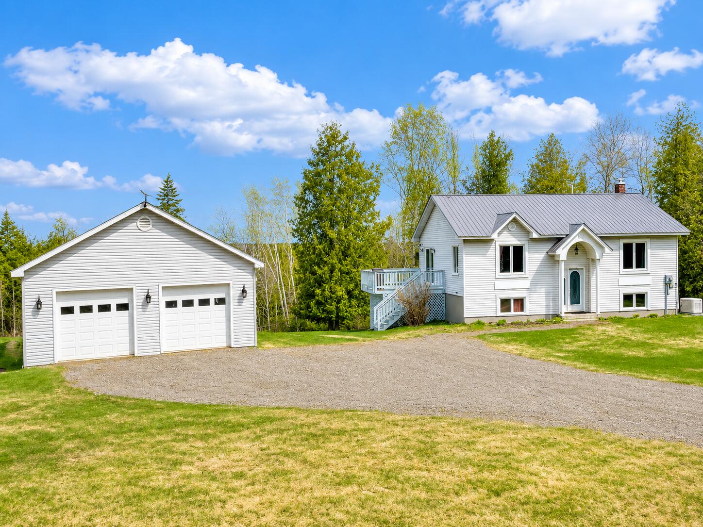 134 Mcdonald Road Castle Hill ME 04757