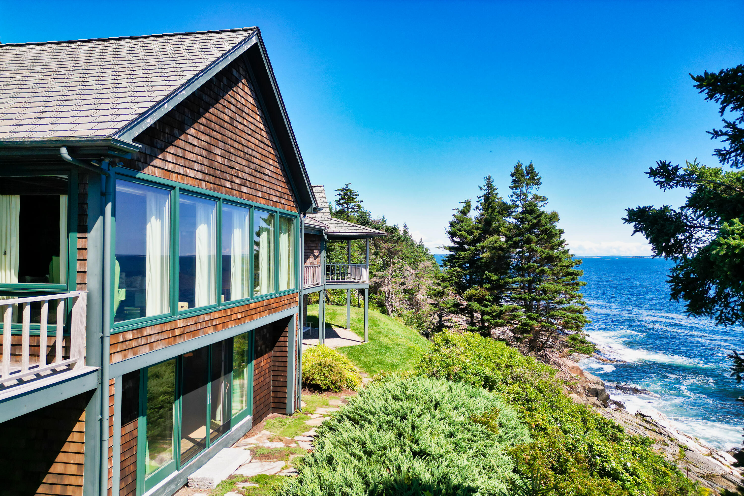 41 Sandpiper Lane Bristol ME 04539