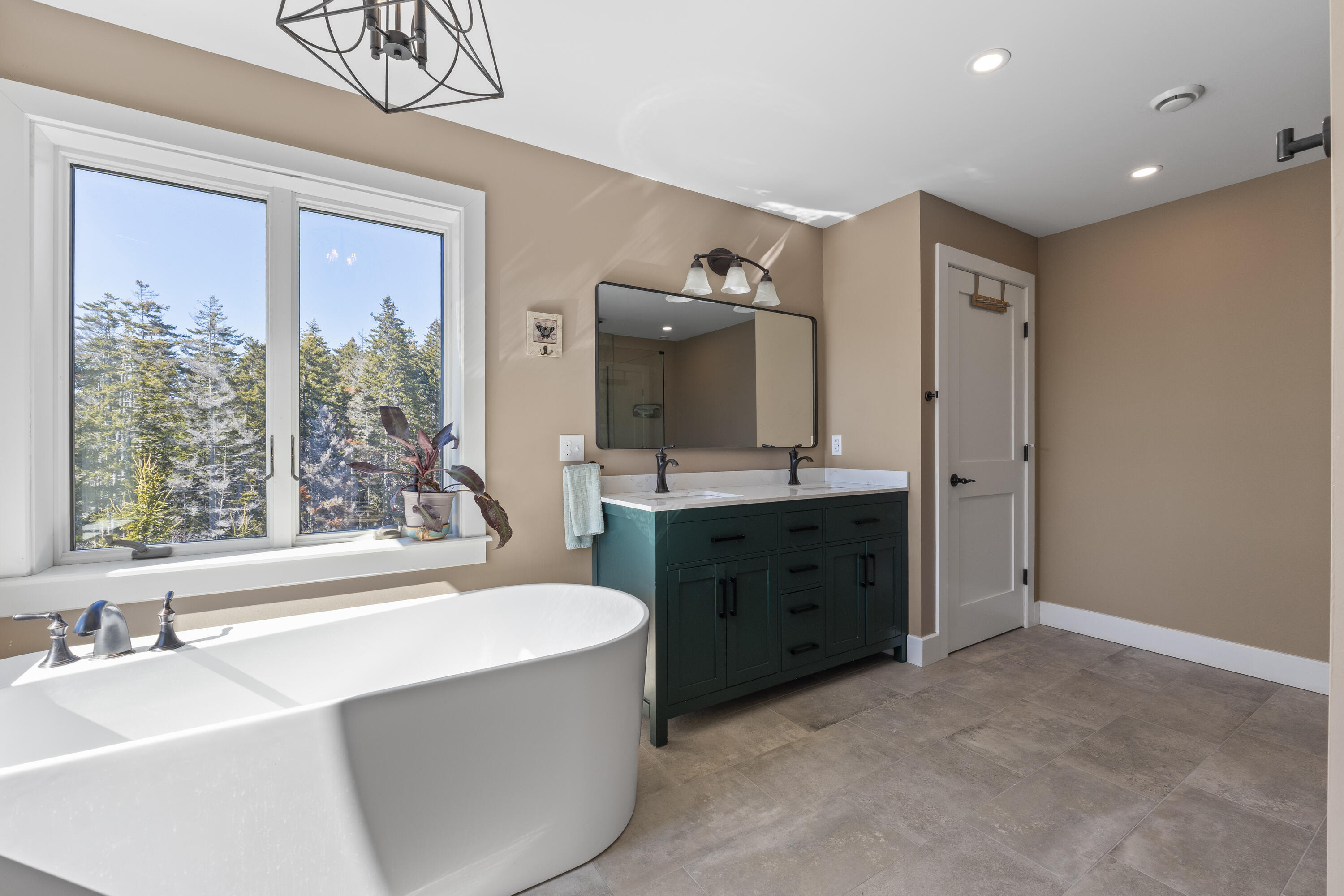 27 Seacrest Circle Phippsburg ME 04562