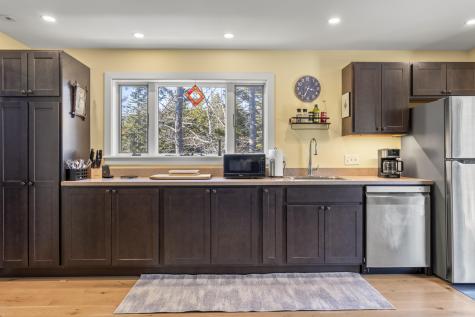 27 Seacrest Circle Phippsburg ME 04562