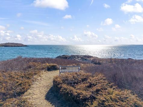 27 Seacrest Circle Phippsburg ME 04562