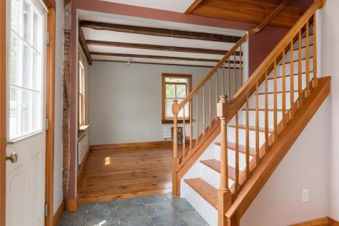 1 Swan Street Kennebunk ME 04043