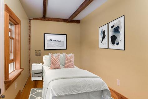1 Swan Street Kennebunk ME 04043