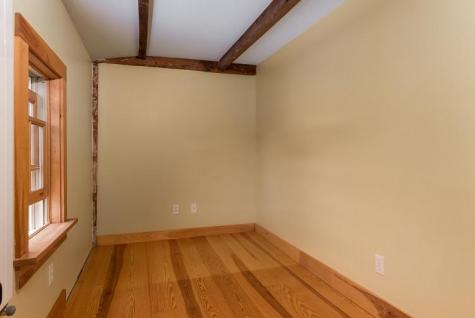 1 Swan Street Kennebunk ME 04043