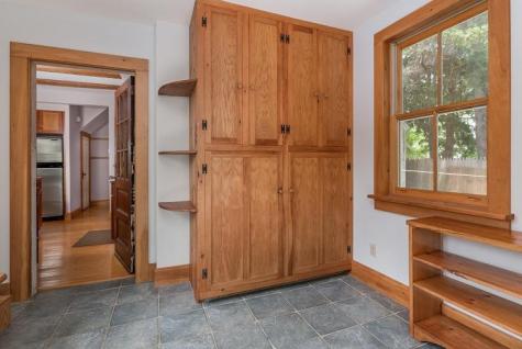 1 Swan Street Kennebunk ME 04043