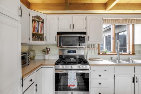 68 Chapman Road Harrison ME 04040