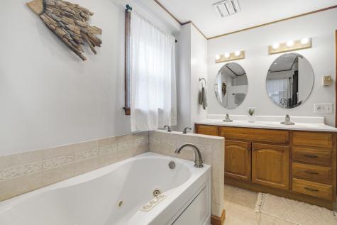 68 Chapman Road Harrison ME 04040