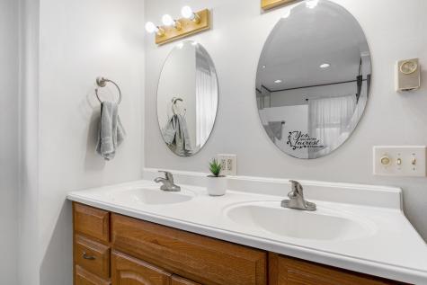 68 Chapman Road Harrison ME 04040