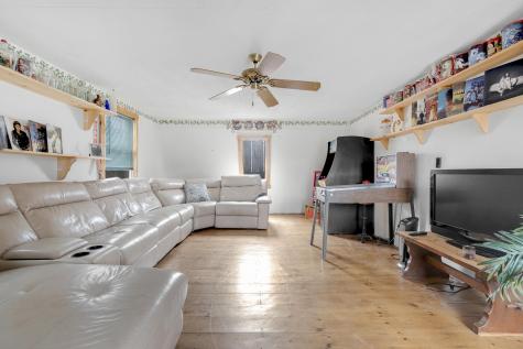 68 Chapman Road Harrison ME 04040