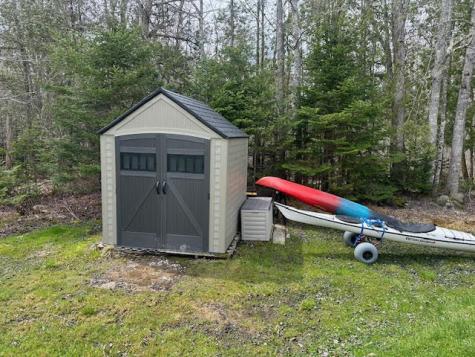 1 Hammond Drive Belfast ME 04915