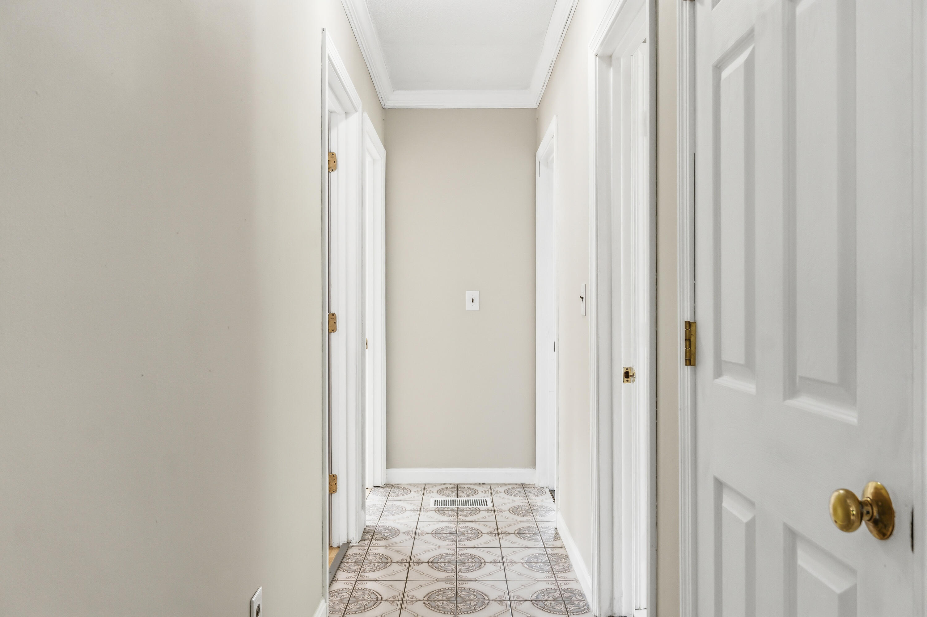 43 Glenwood Avenue Saco ME 04072