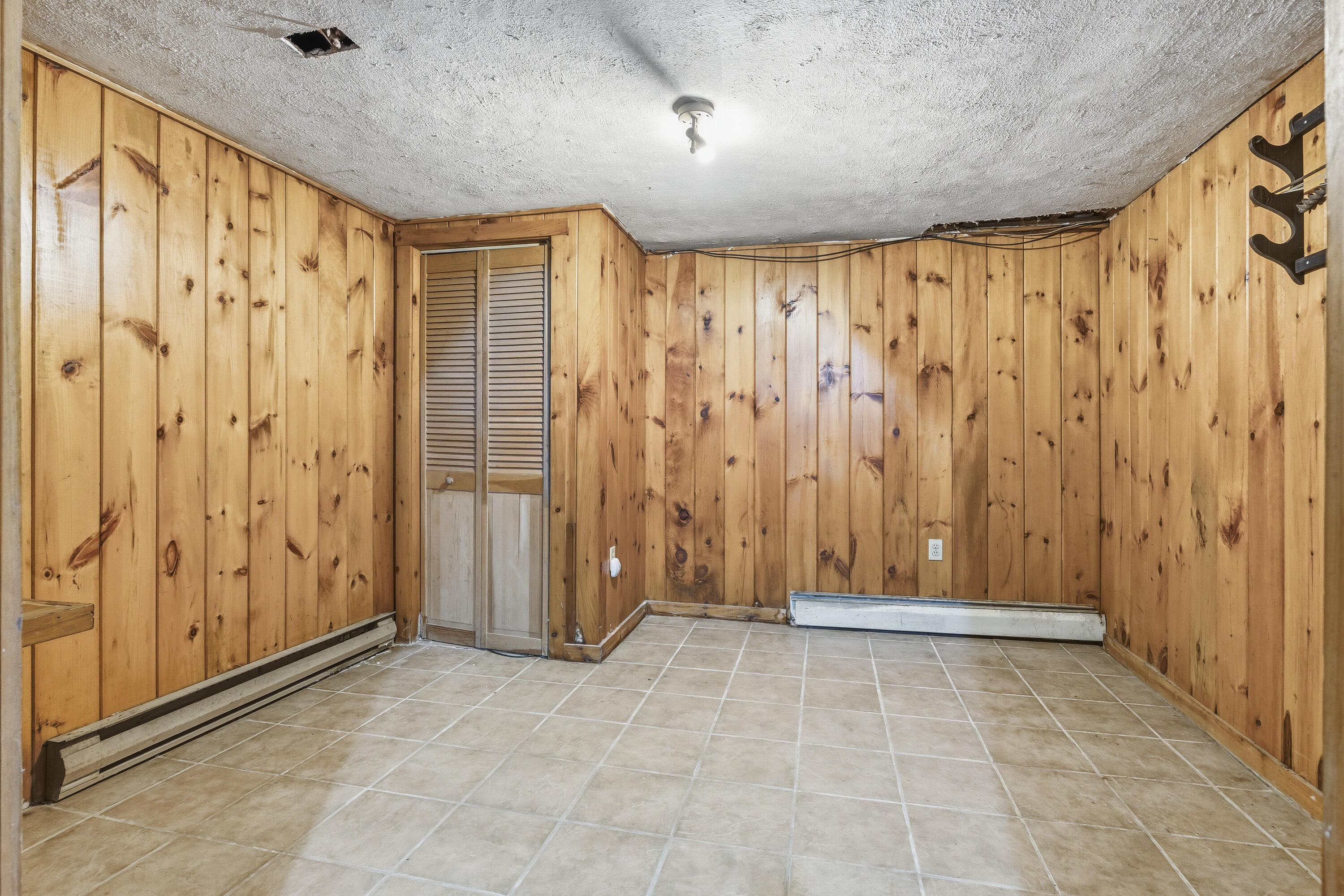 43 Glenwood Avenue Saco ME 04072