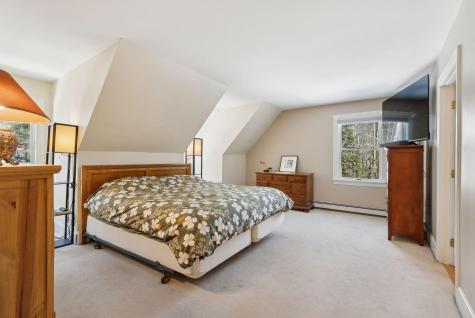 26 Sycamore Drive Yarmouth ME 04096